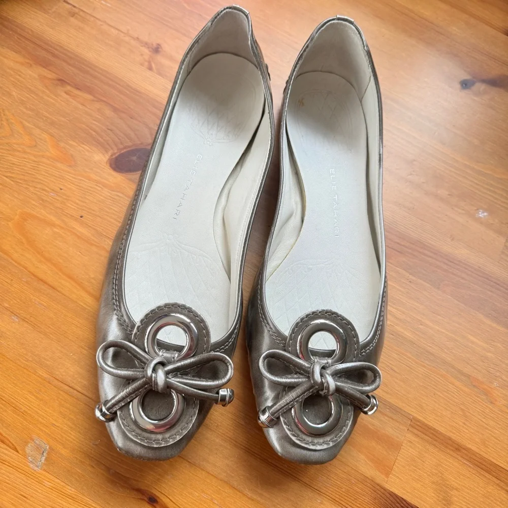 Tahari ballerina flats size 38.5